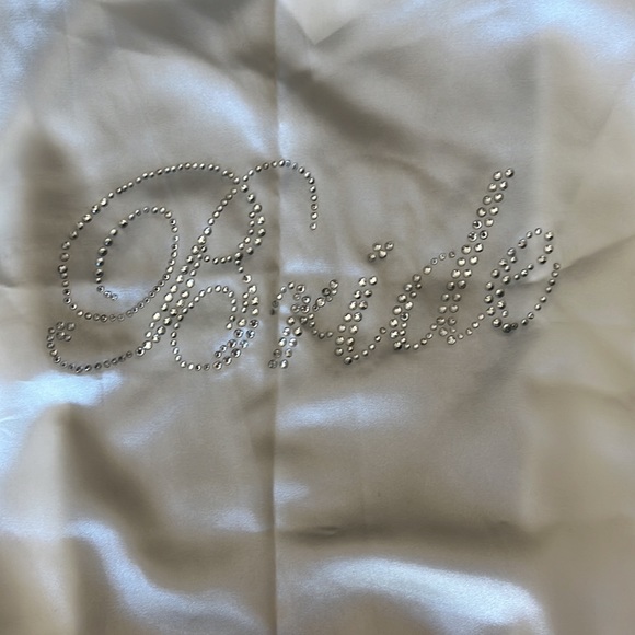 Bridal Robe - Picture 5 of 5